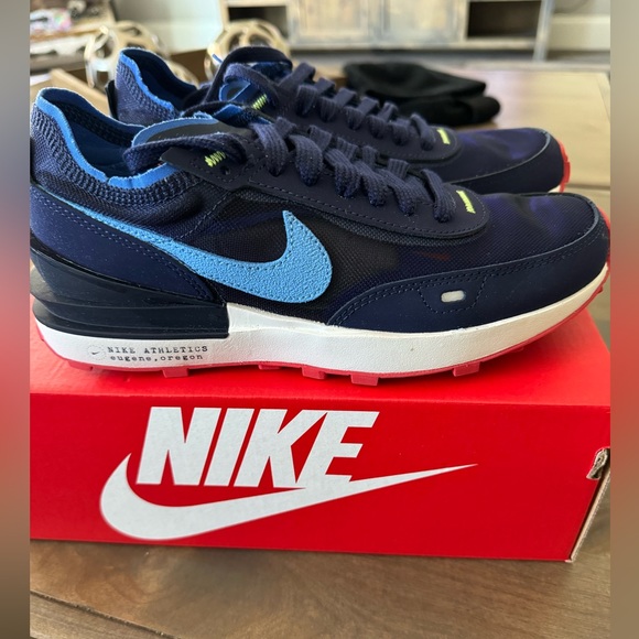 NWT Nike Men’s Waffle One SE - Size 6M or 7.5W - Picture 4 of 7